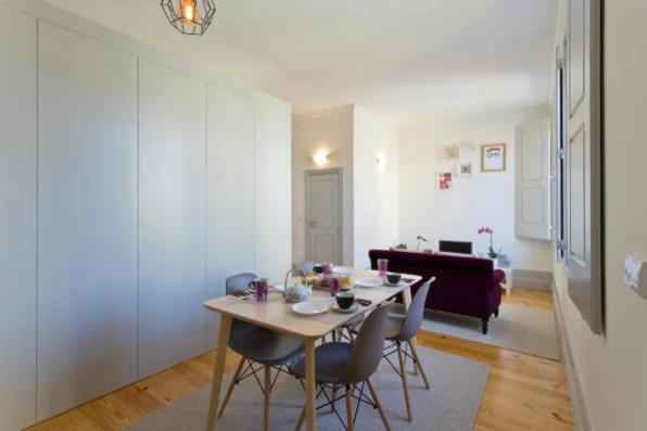 A Da Maria Ildefonso Apartment Porto Bagian luar foto