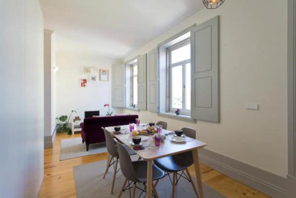 A Da Maria Ildefonso Apartment Porto Bagian luar foto